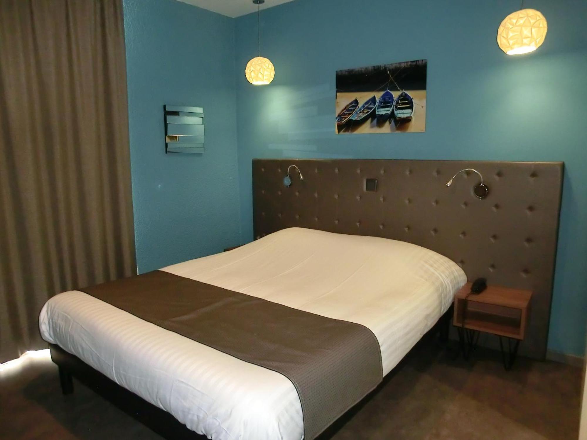 Hotel Sur Le Quai Port Vendres Szoba fotó