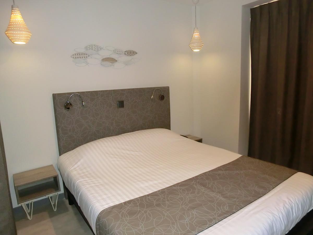 Hotel Sur Le Quai Port Vendres Kültér fotó