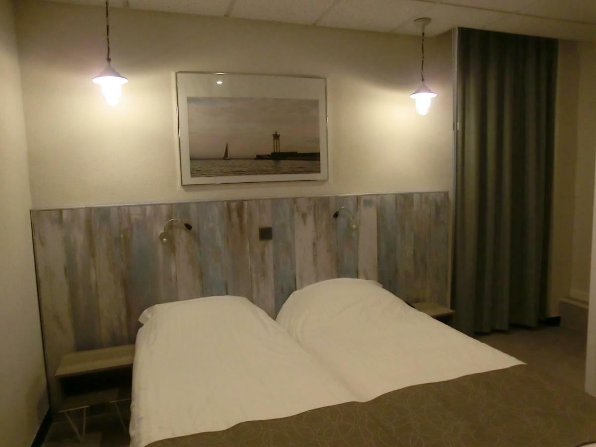 Hotel Sur Le Quai Port Vendres Kültér fotó