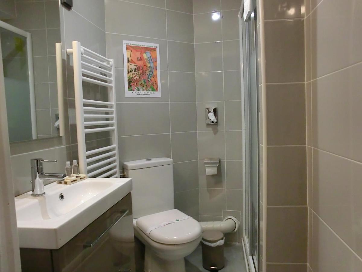 Hotel Sur Le Quai Port Vendres Kültér fotó
