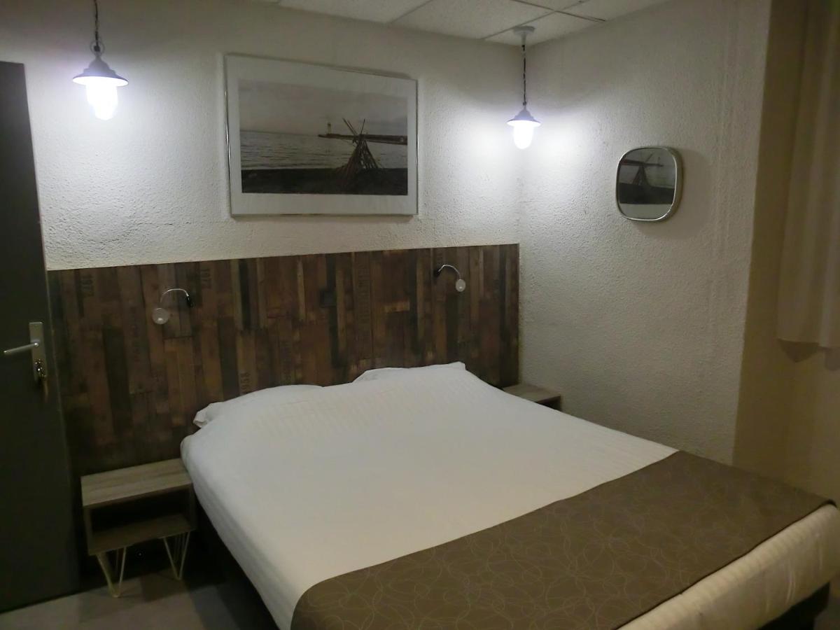 Hotel Sur Le Quai Port Vendres Kültér fotó