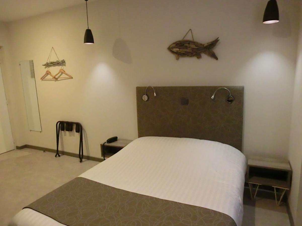 Hotel Sur Le Quai Port Vendres Kültér fotó
